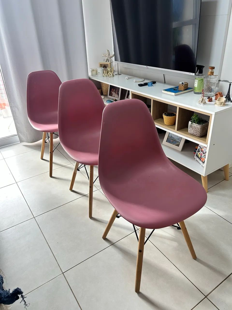  Cadeira Charles Eames Eiffel DSW - vermelha  - Foto 2