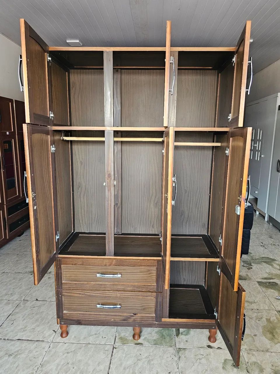 Guarda roupa usado de pinho  - Foto 2