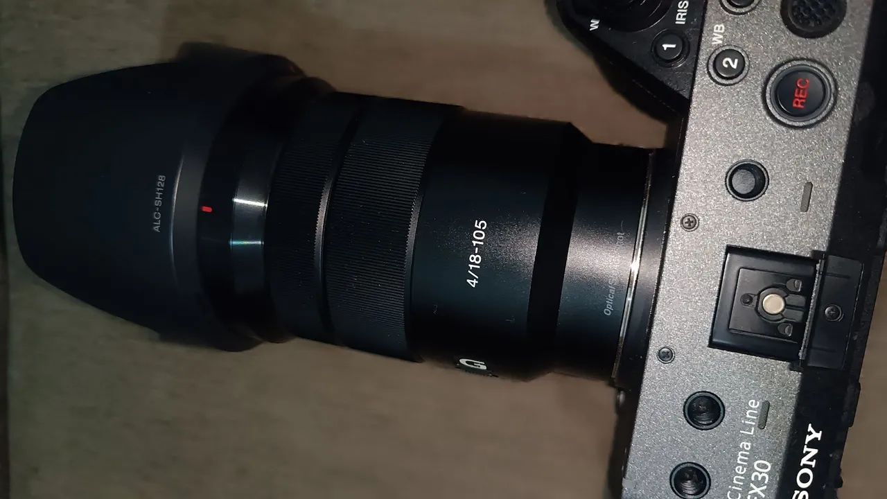 Sony Fx30 + Lente 18-105432957442690928643