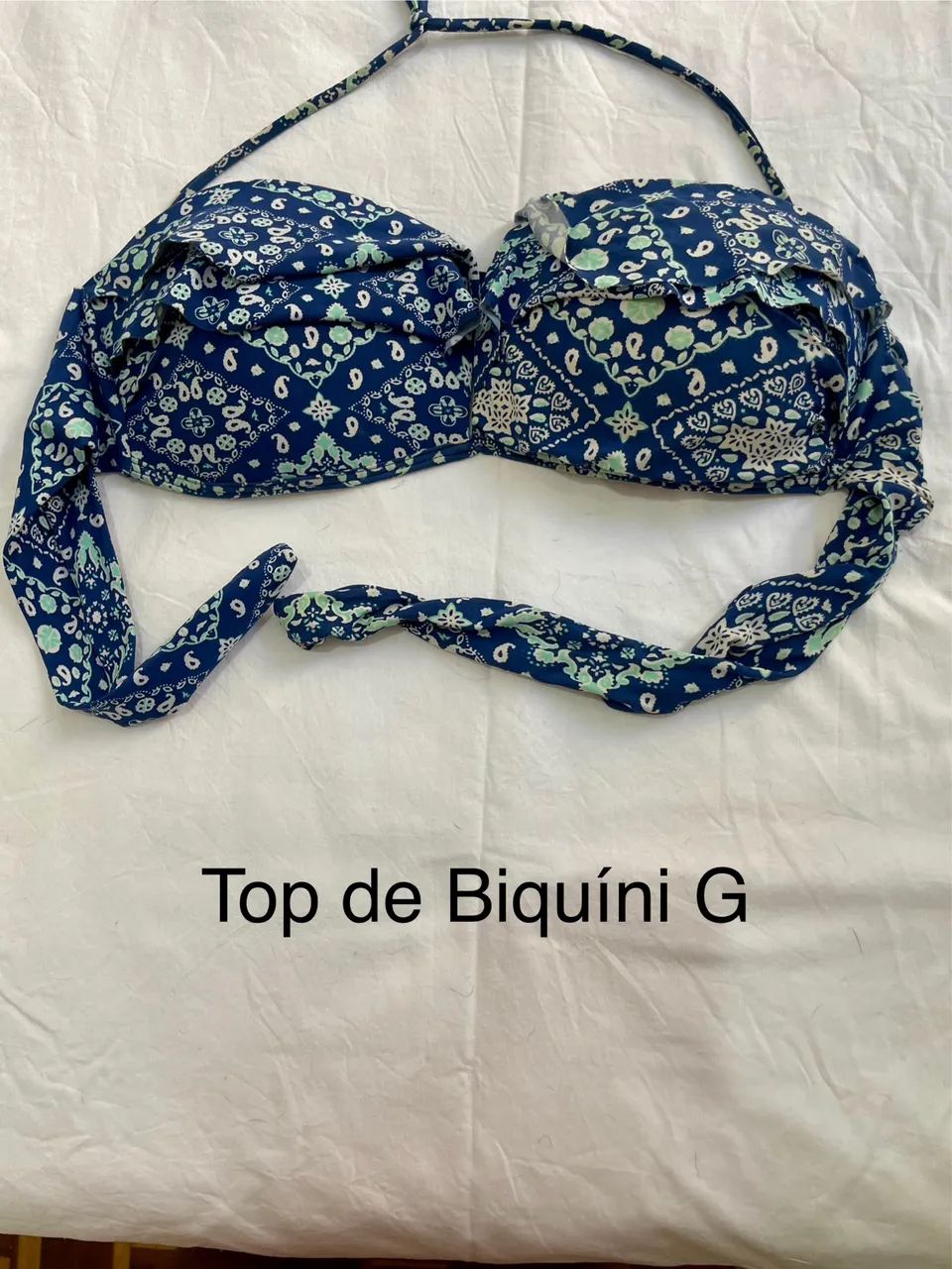 Maio é biquínis variados 