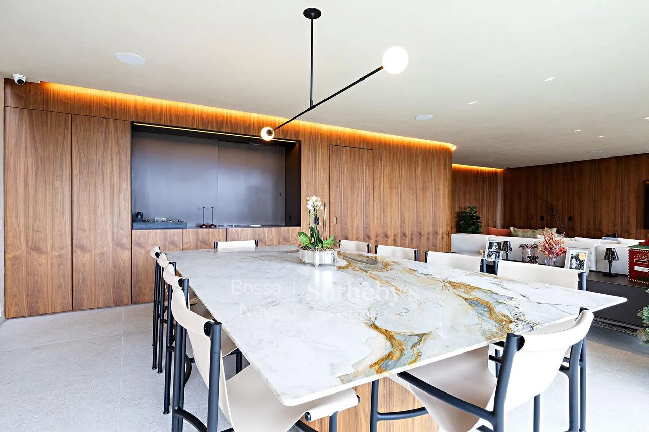 Cobertura com localização privilegiada e vista eterna para o skyline da cidade - Foto 4