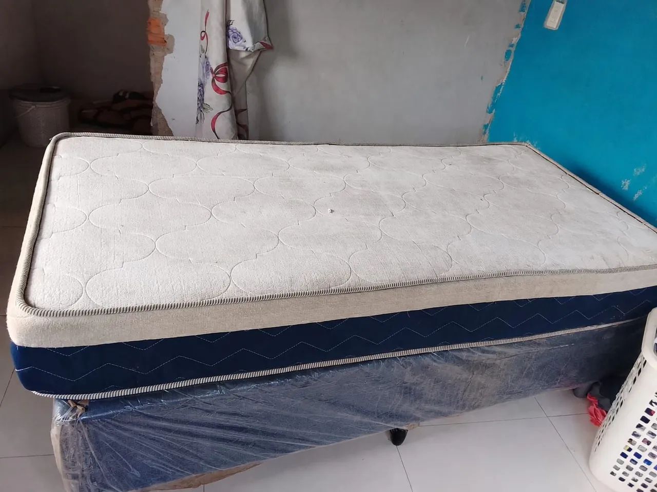 Vende se uma cama box de solteiro  - Foto 2