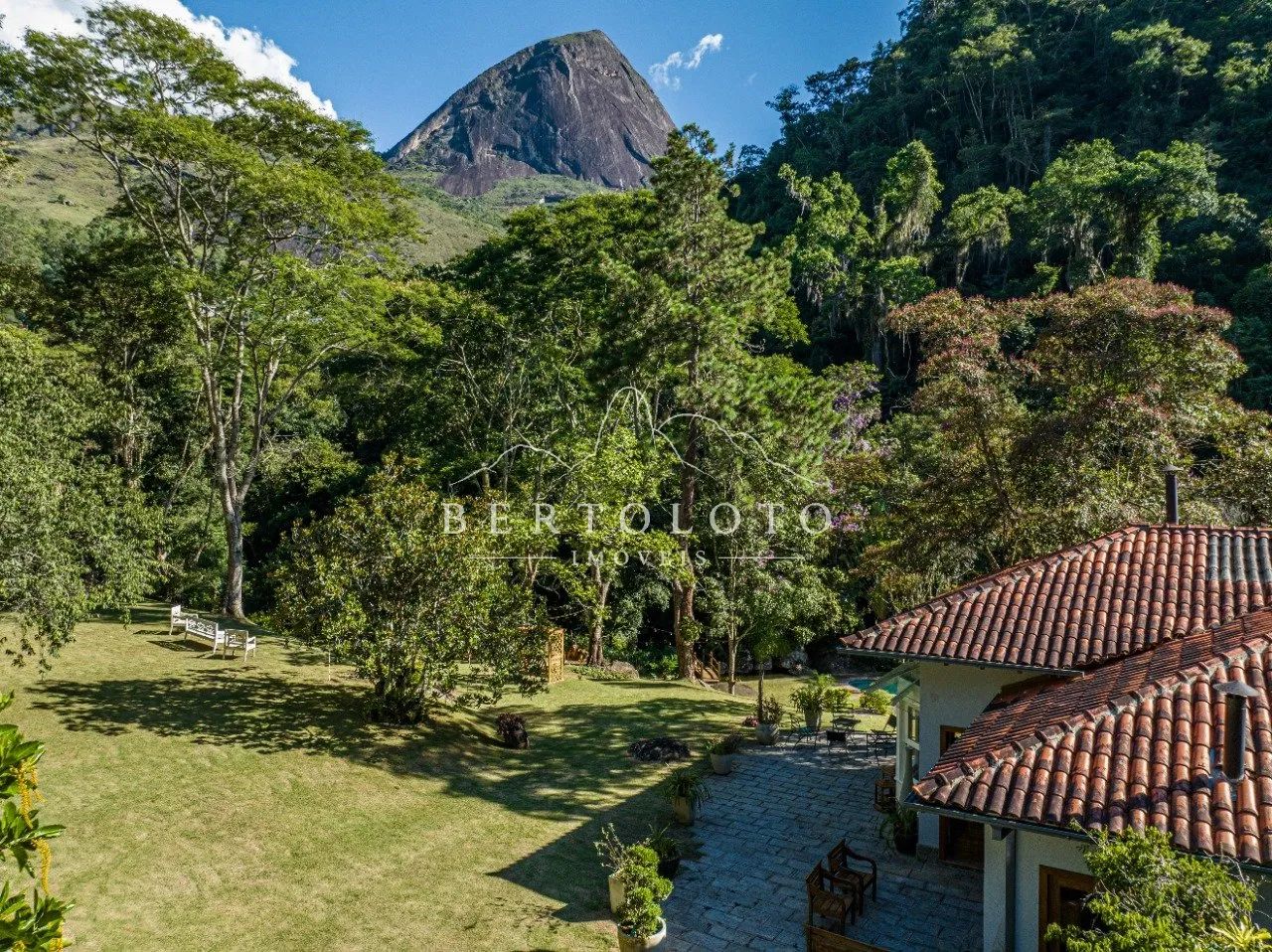Imóvel deslumbrante em Corrêas - Foto 3