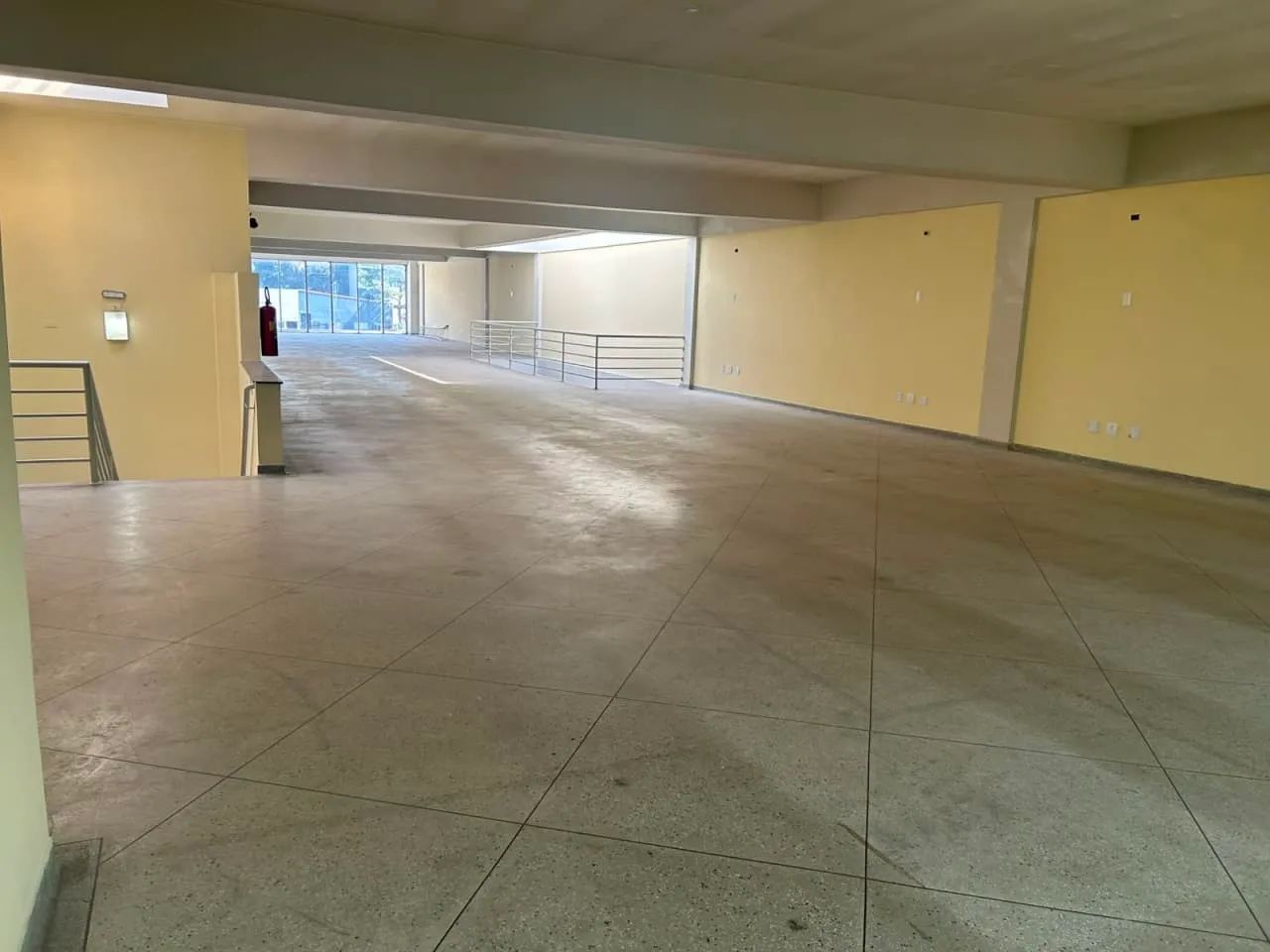 Prédio comercial na Rua Marechal Deodoro, 314  950 m² - Foto 3