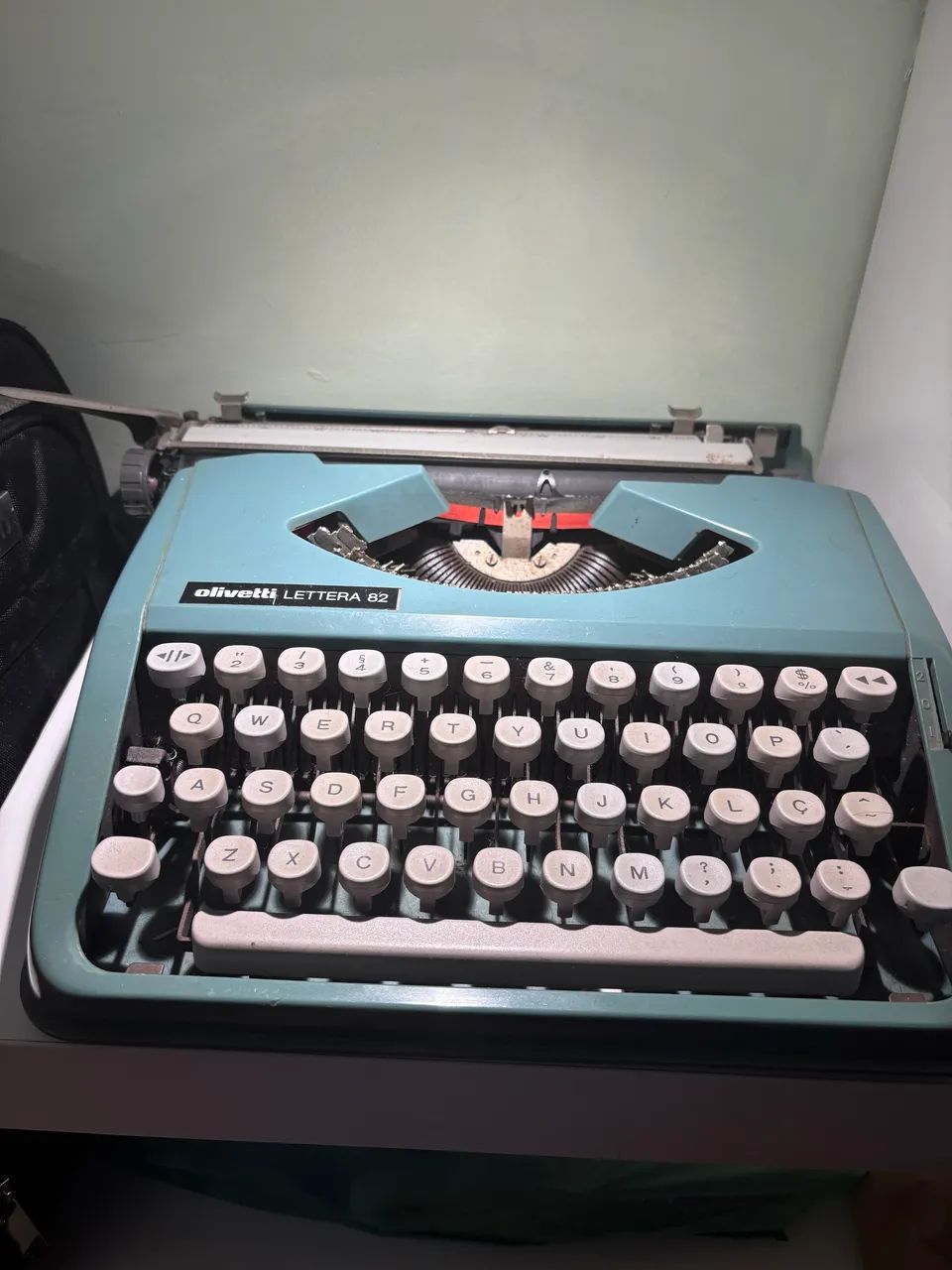 Máquina de escrever Olivetti 