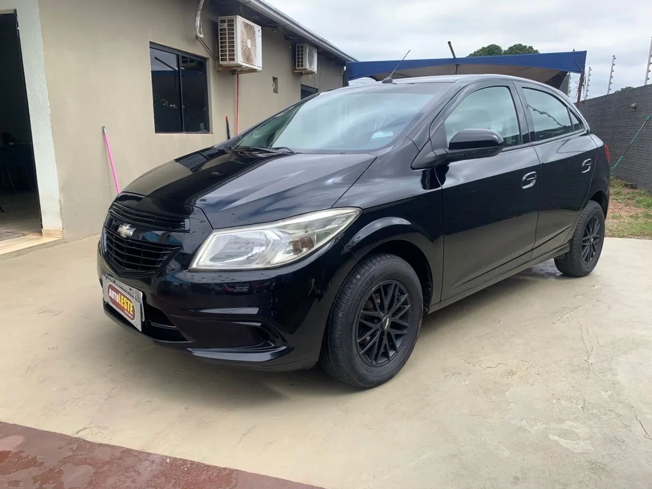 Chevrolet Onix 2015