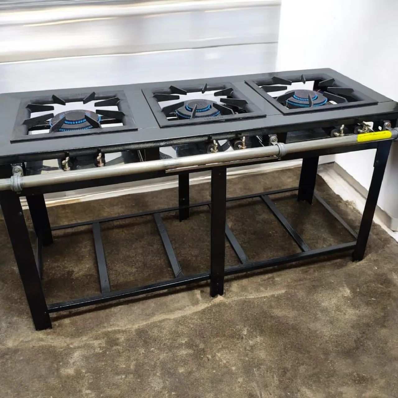 Fogão Industrial 03 Bocas - Usado  - Foto 3