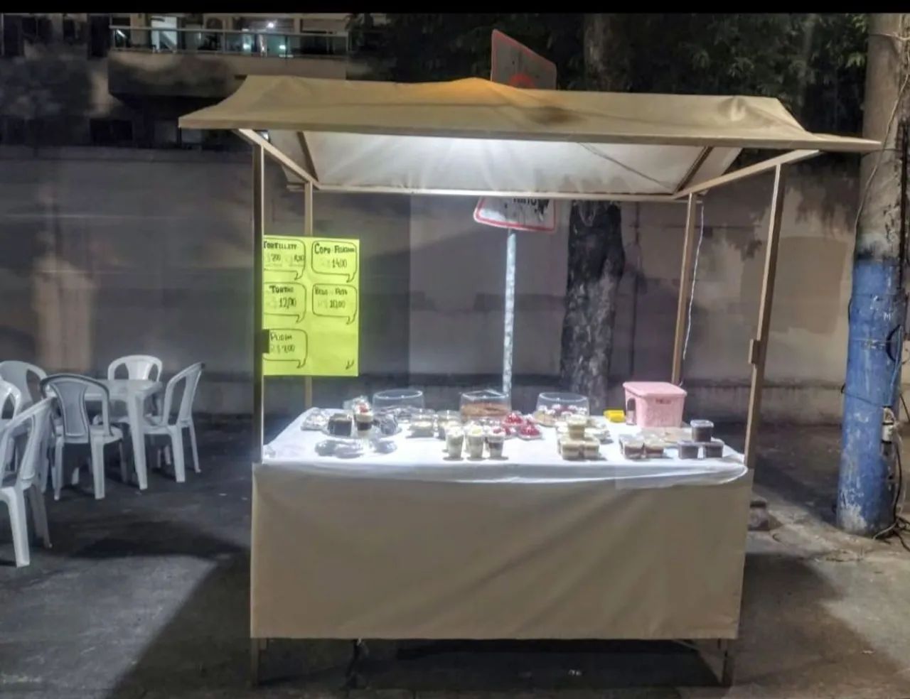 Vendo Barraca  de ferro desmontável <br> - Foto 2
