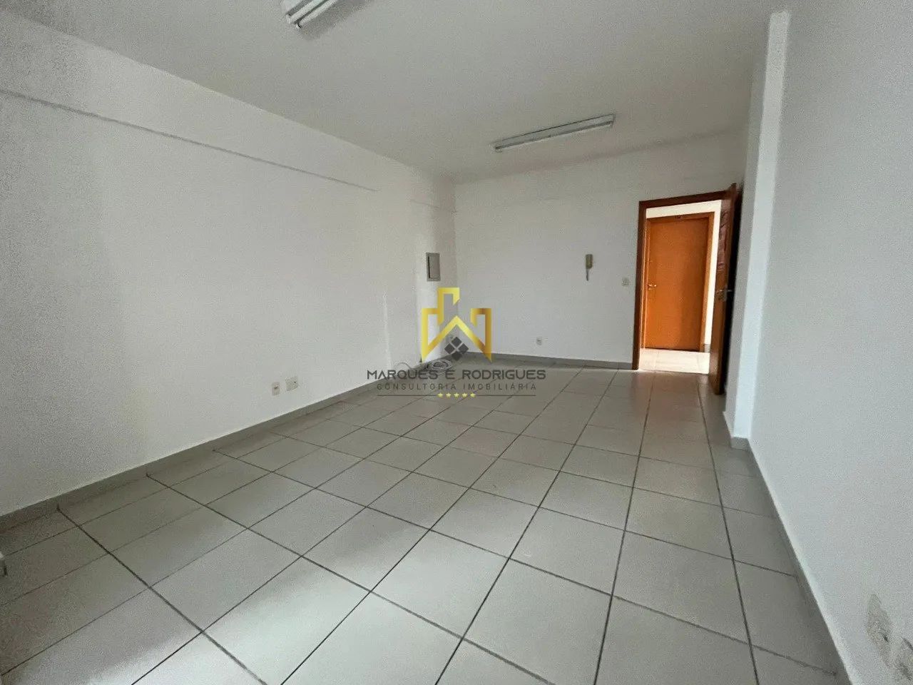 Oportunidade para compra sala no Bairro Padre Eustáquio - Foto 5
