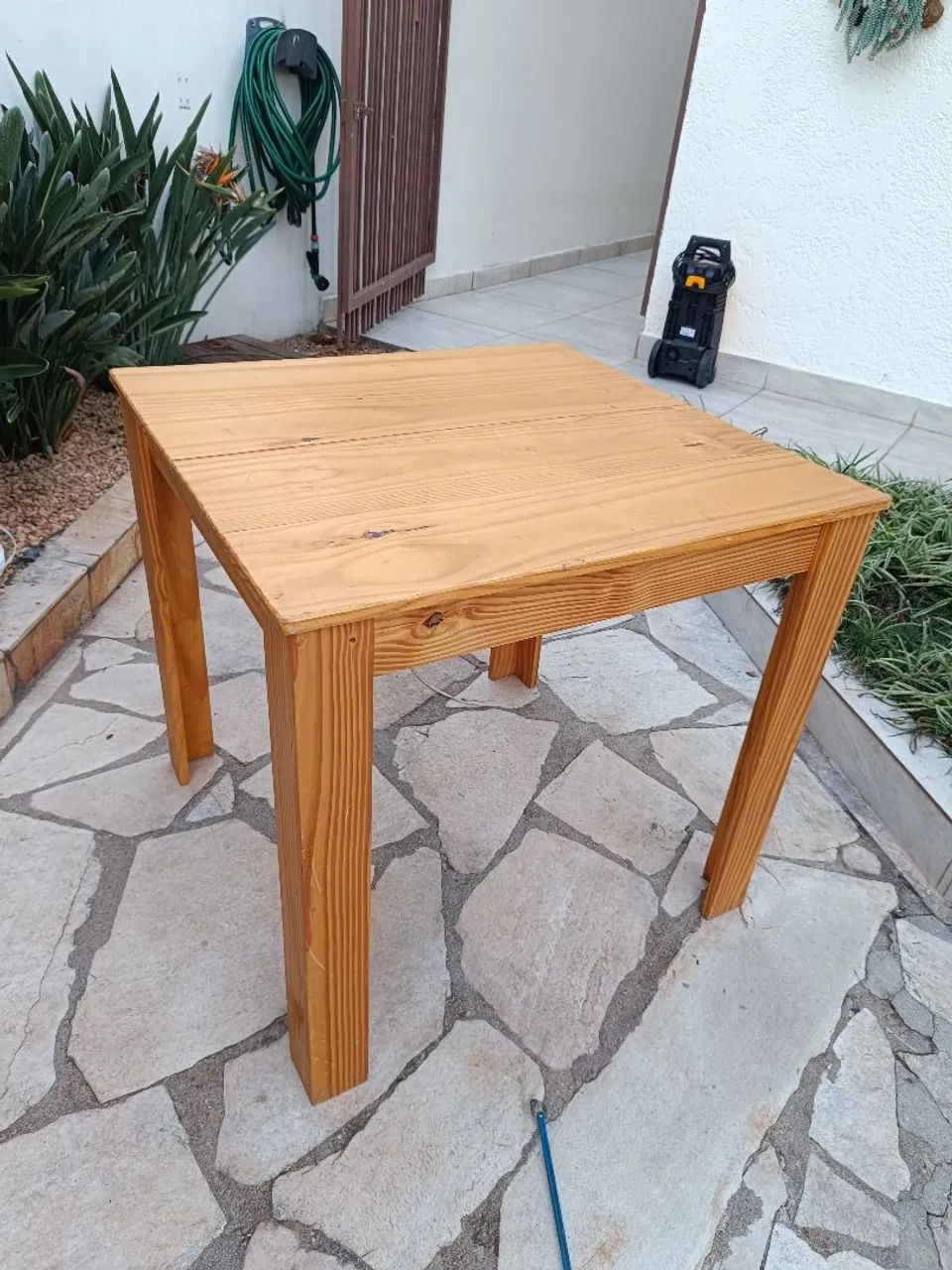 Mesa e cadeiras  - Foto 2