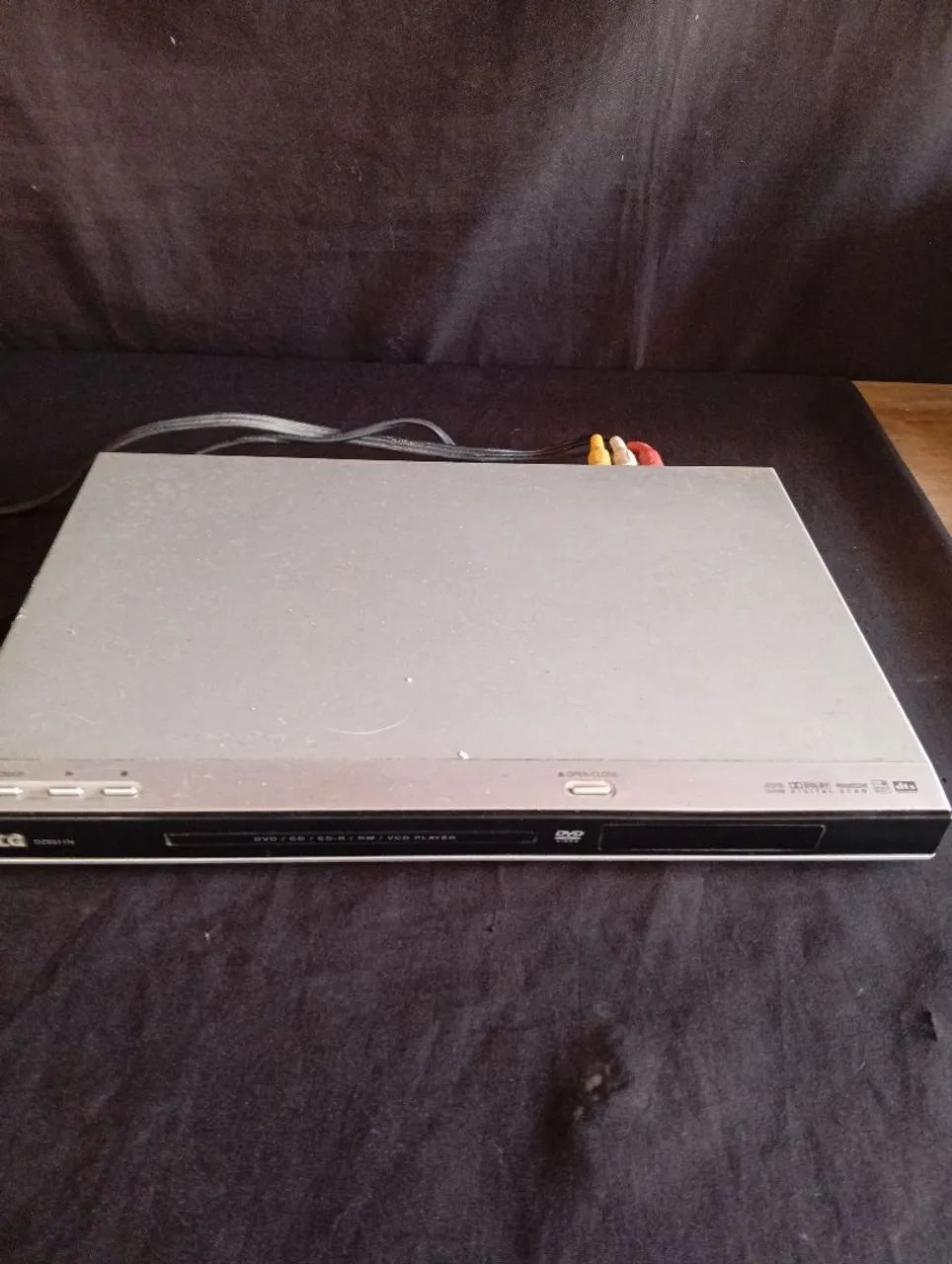 Aparelho de DvD LG funcionando