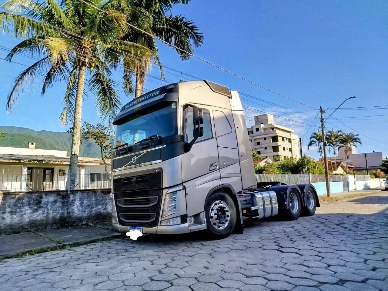 Volvo FH Globetrotter 540 6x4 2016 Automático Completo Pacote LC Top Linha. - Foto 2