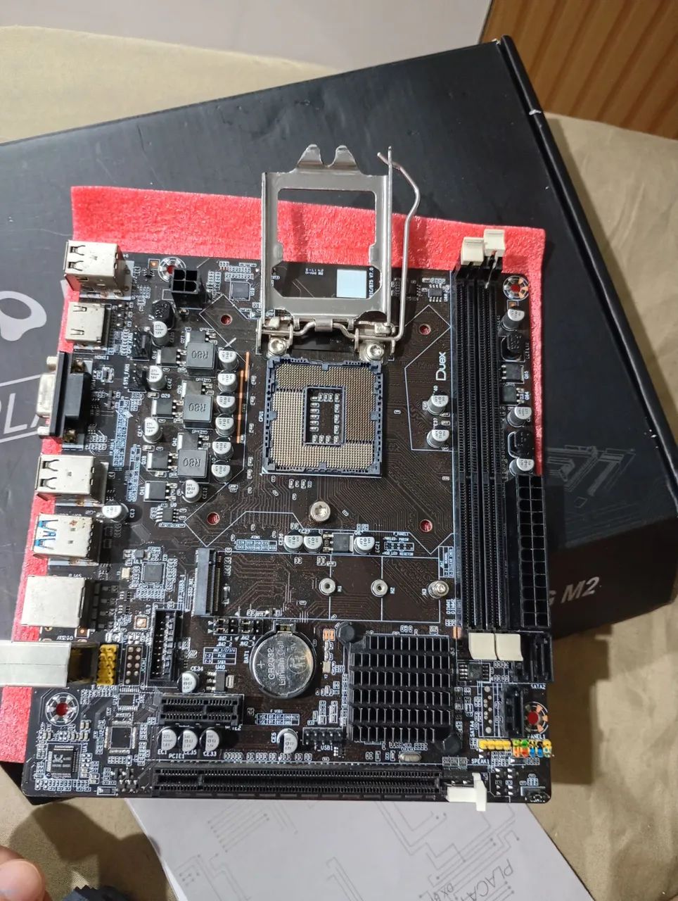 Placa mãe b75 ddr 3 nova na caixa  - Foto 5
