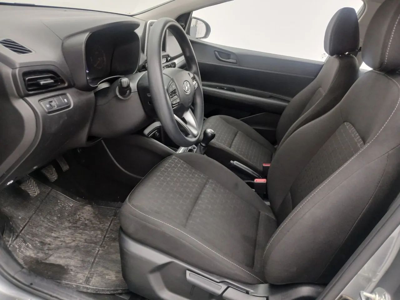 Hyundai HB20 Comfort 1.0 Flex 12V Mec., foto 16 de 18