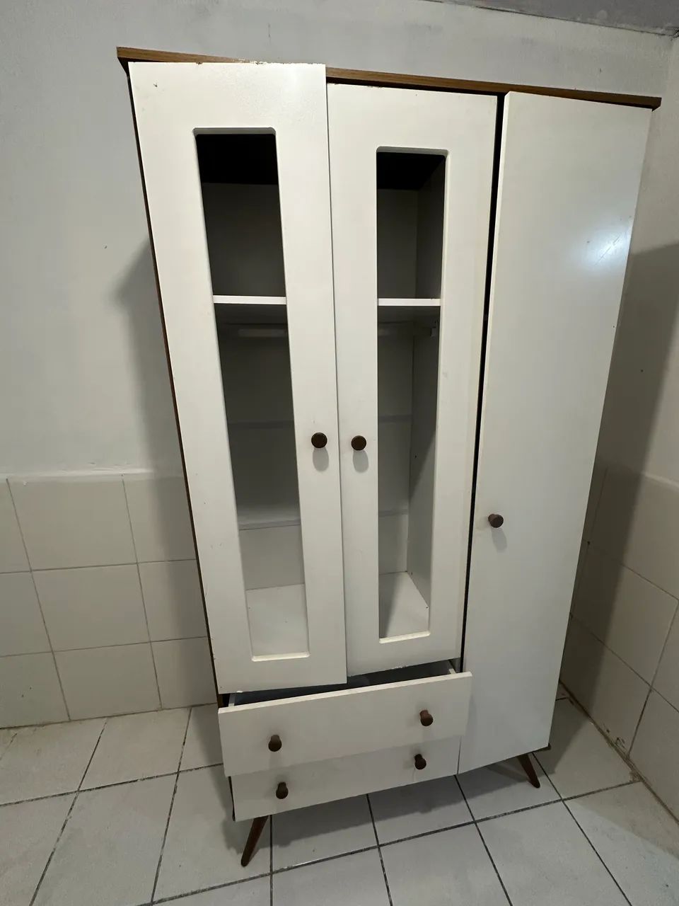 GUARDA ROUPA 