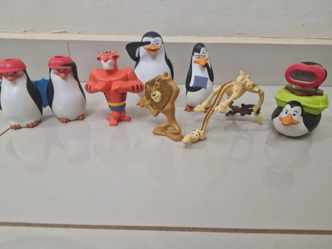 Miniaturas Action Figure - Pinguins de Madagascar - Foto 4