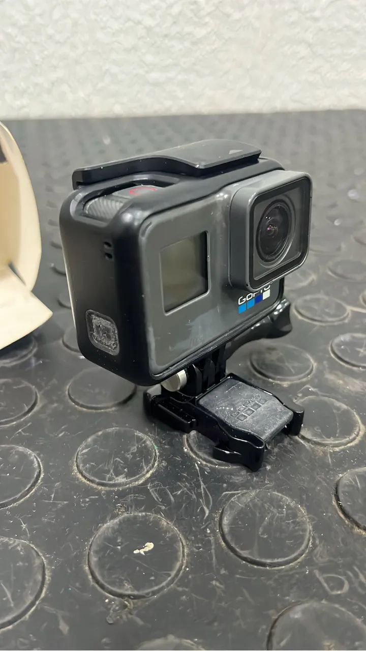 Vendo gopro usada 65606299901571120