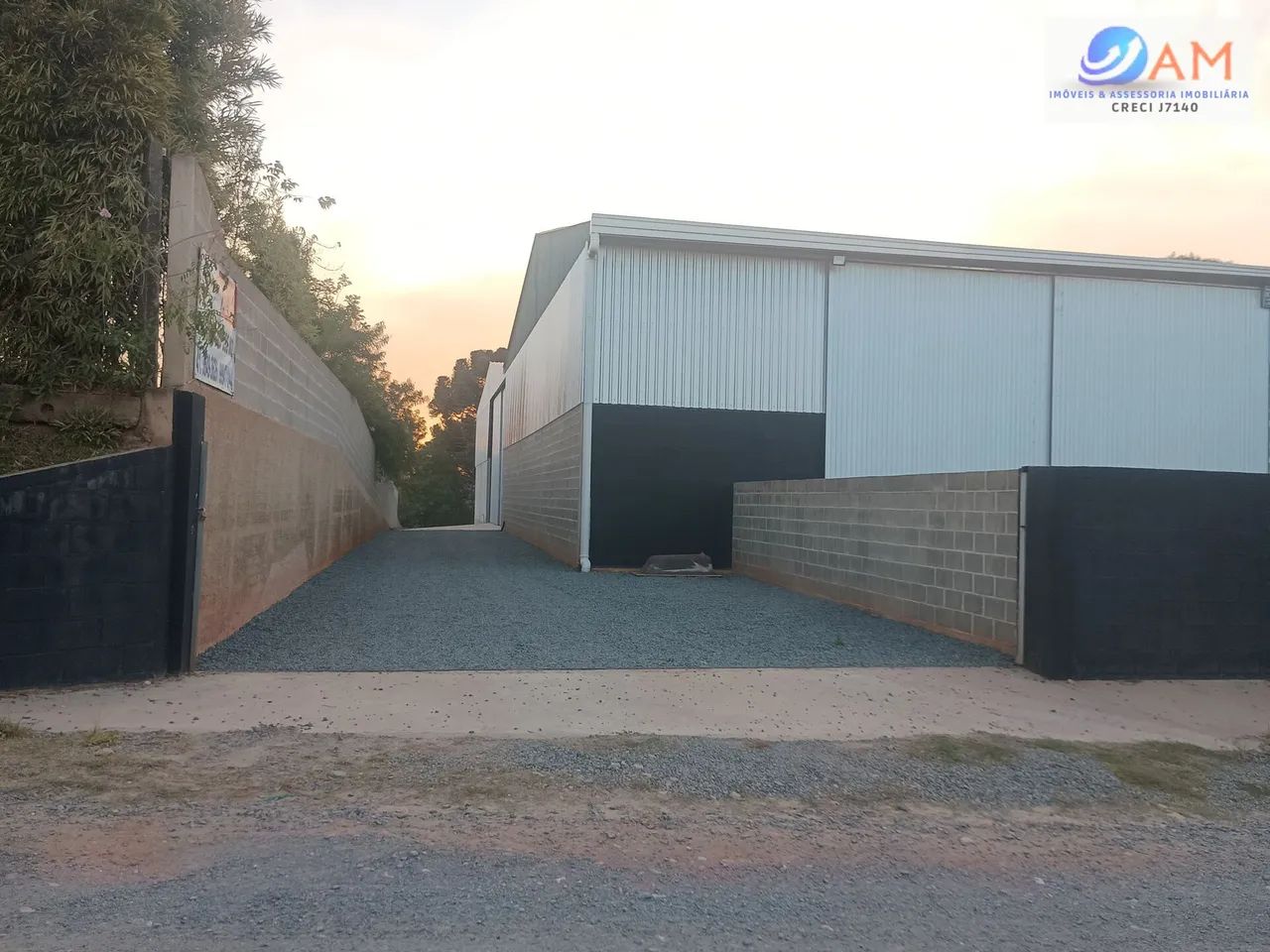 BARRACAO FERRARIA CAMPO LARGO PR - Foto 2