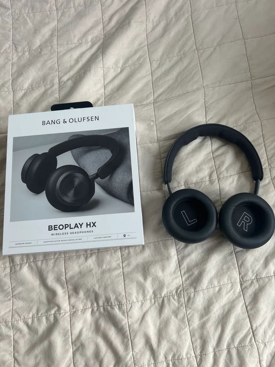 【新品未開封】Bang & Olufsen Beoplay HX Bang & Olufsen Beoplay HX Original Novo - Fones de Ouvido