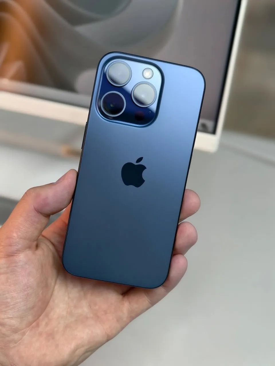 Iphone 15 pro 89%