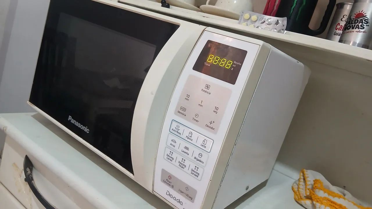 ? MICRO-ONDAS PANASONIC 21L - CONSERVADO ?