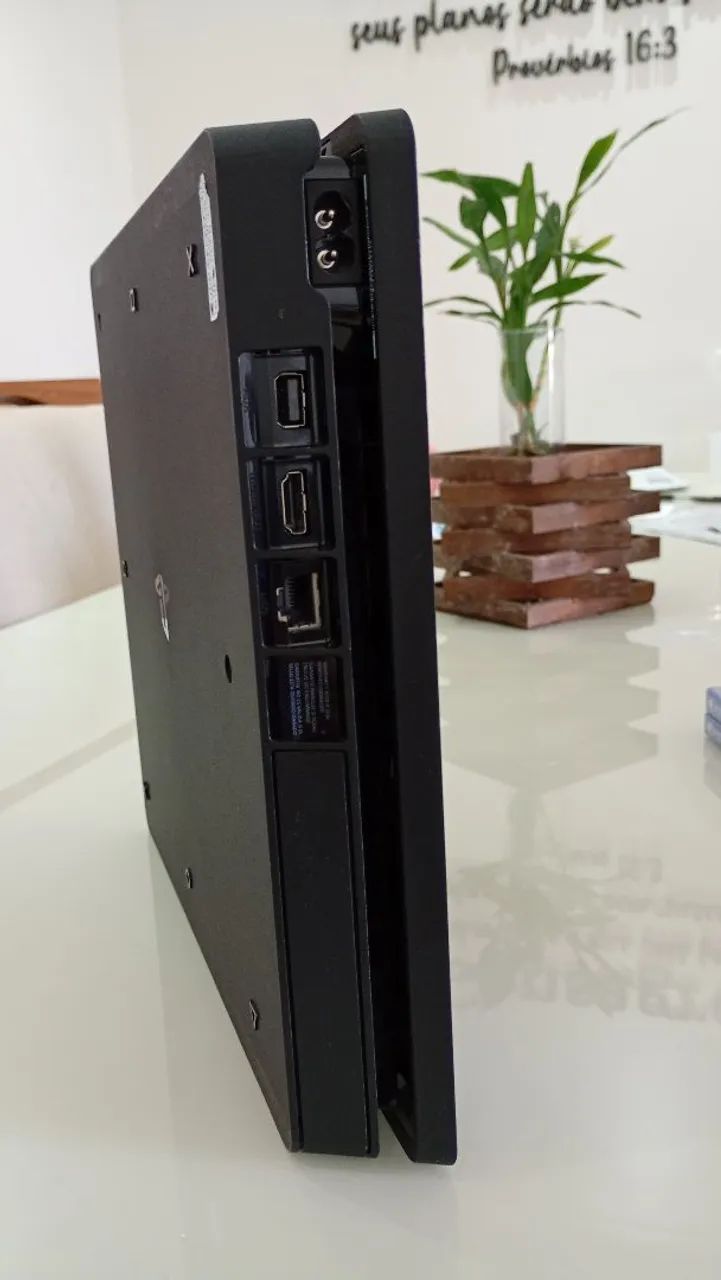 Playstation slim 4 1TB estado de zero! - Foto 4