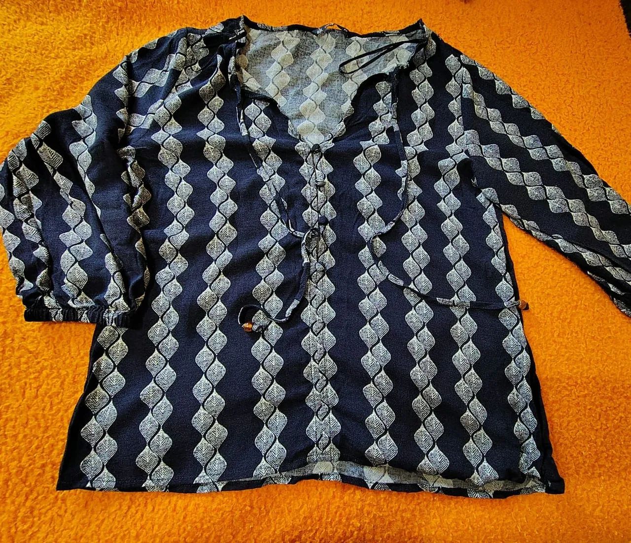 Duas Blusas PP por 25,00 - Foto 4