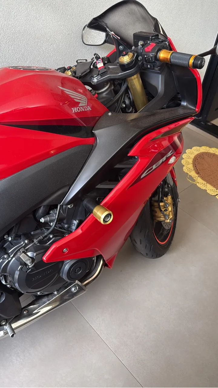 CBR 600F 2014 com 9.700km - Foto 3