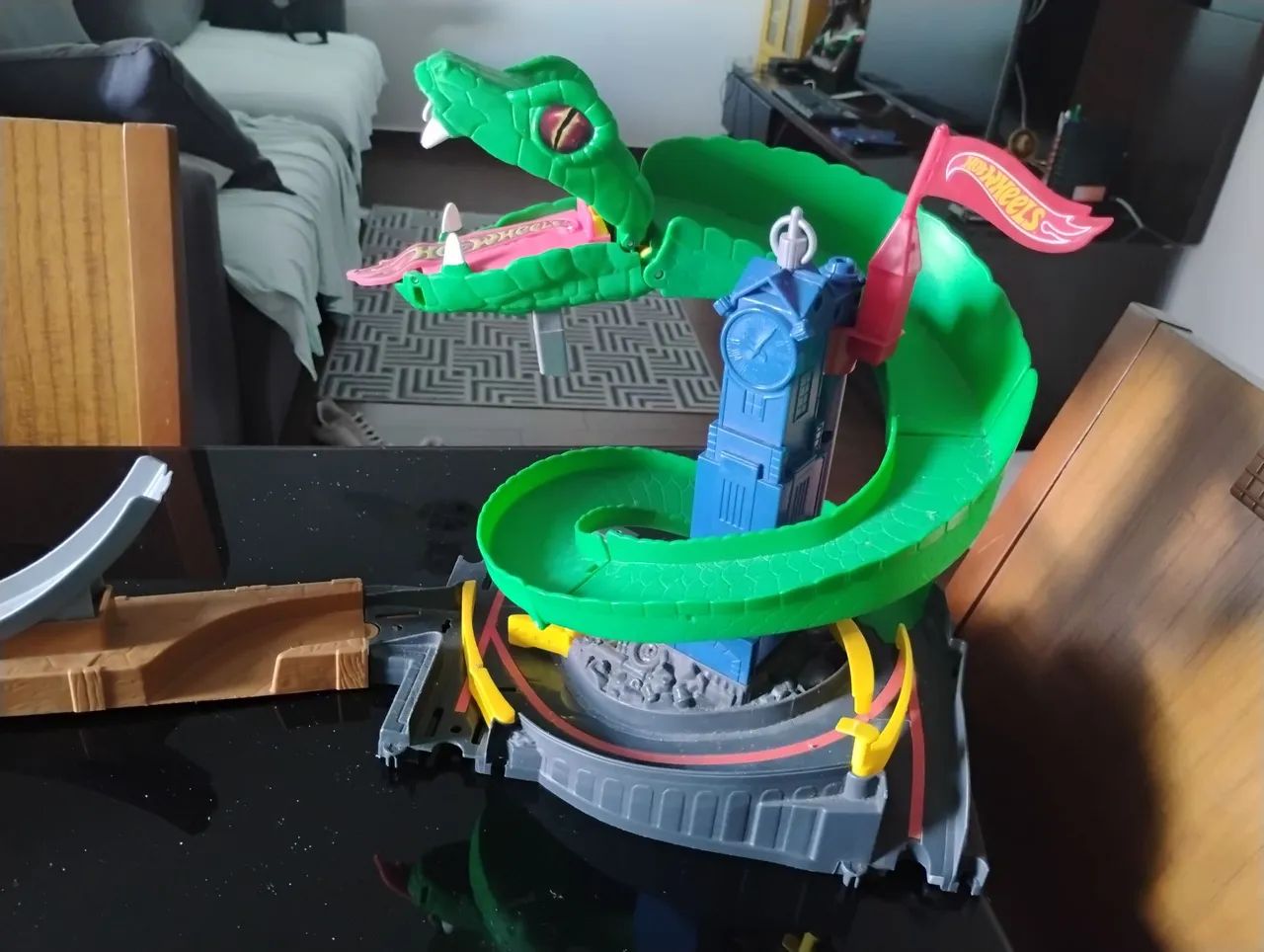 Pista hot Wheels cobra
