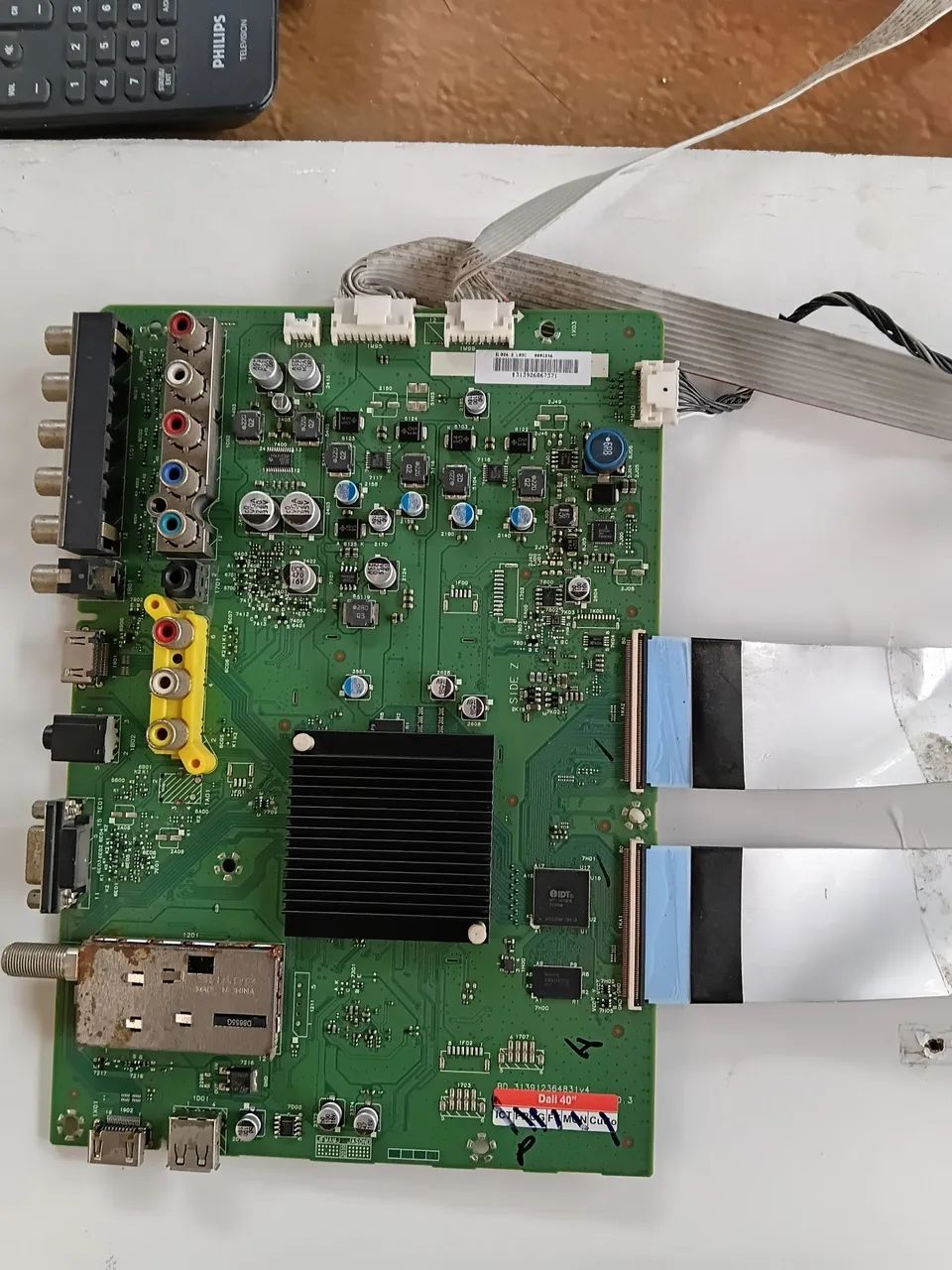 placa principal de TV Philips para os modelos 40PFL3605D/78. 
