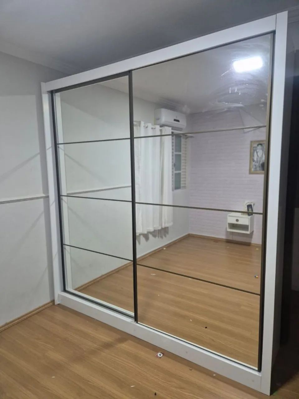 Guarda-roupa MDF 2 Portas Grande com Espelho  - Foto 4