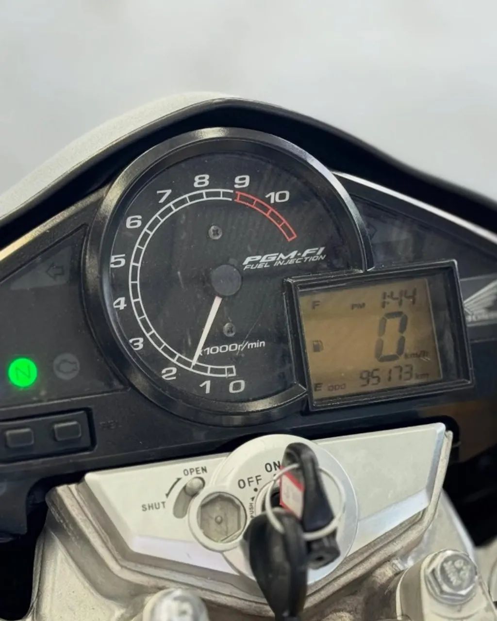 Honda CB 300R - Foto 4