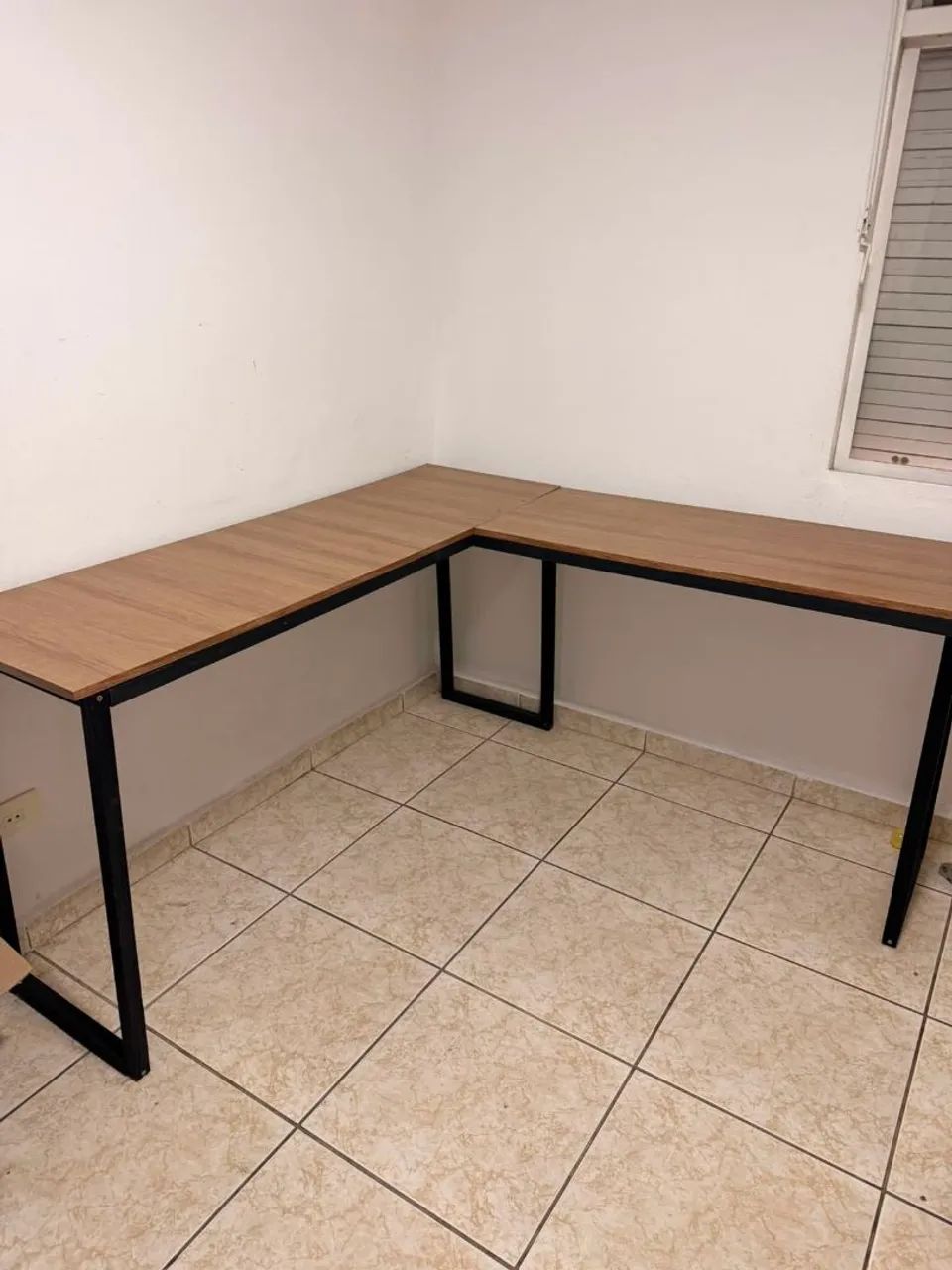  Vende Mesa em L