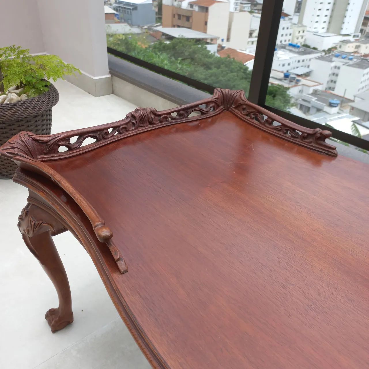 Mesinha de centro antiga renascença pata de leão  - Foto 4