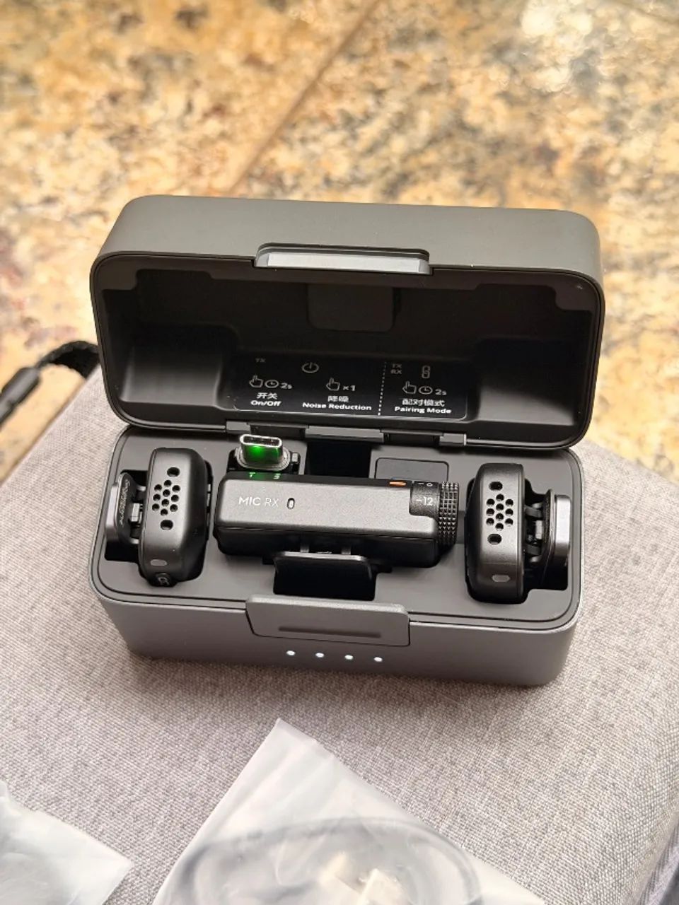 Microfone Sem Fio DJI Mic 2 (2 Transmissores + Receptor