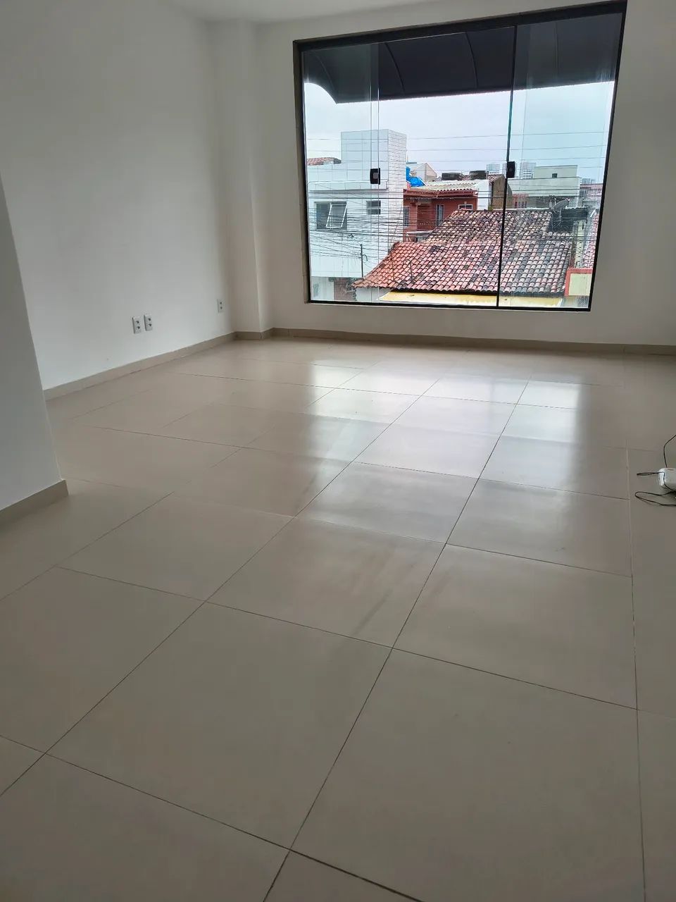 Sala comercial nova muito iluminada  - Foto 5