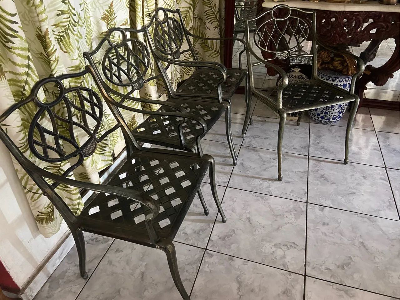 Jogo de terraço 4 cadeiras de metal cor verde - Foto 3