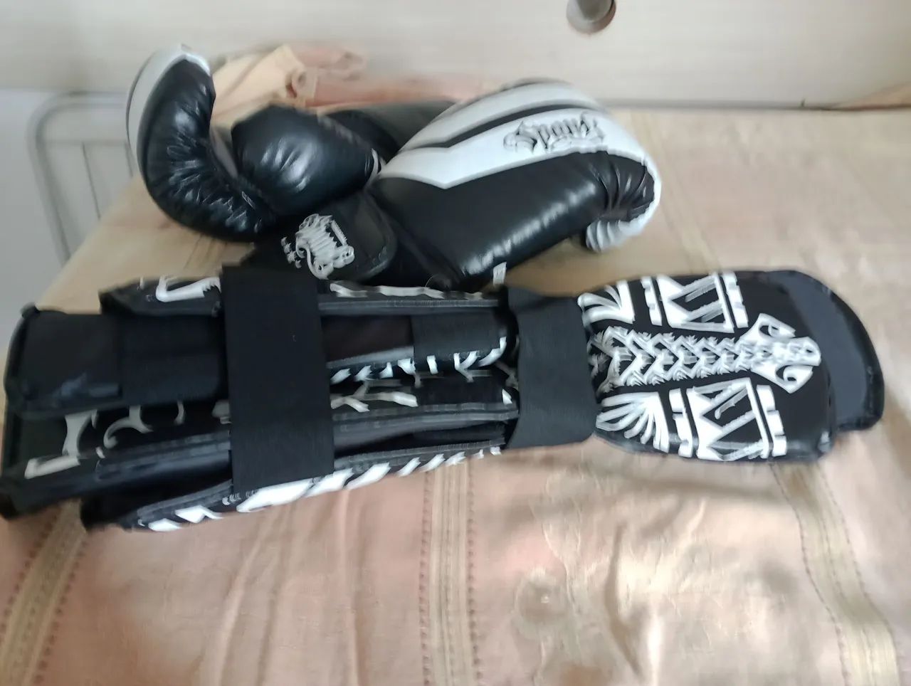 Kit luva e protetor canela Box Spamk profissional n:12 - Foto 4