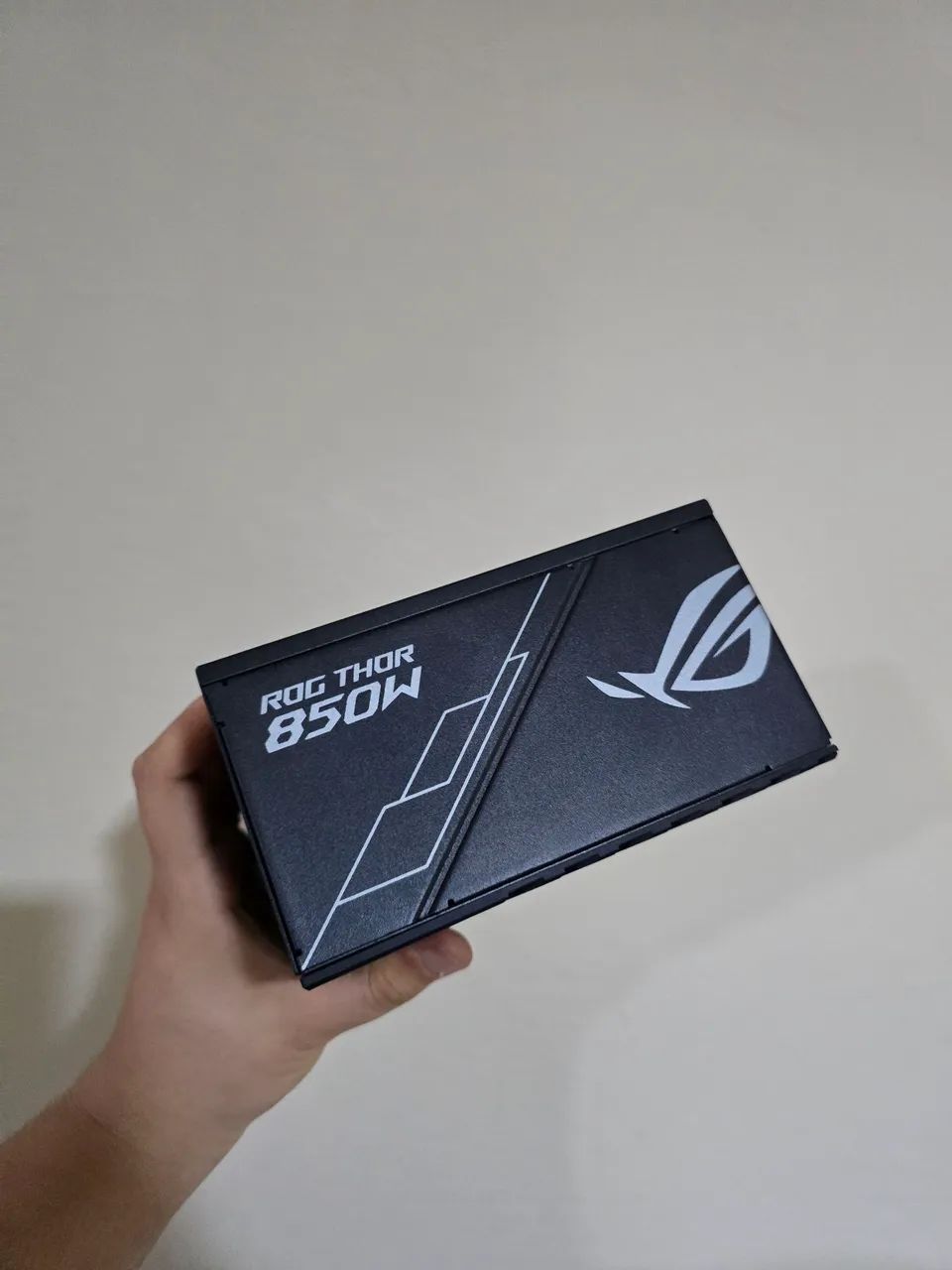 fonte ROG Thor 850W Platinum FULL MODULAR - Foto 4