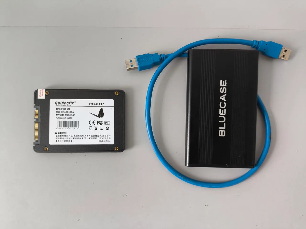 SSD / HD Externo 1TB - Foto 2