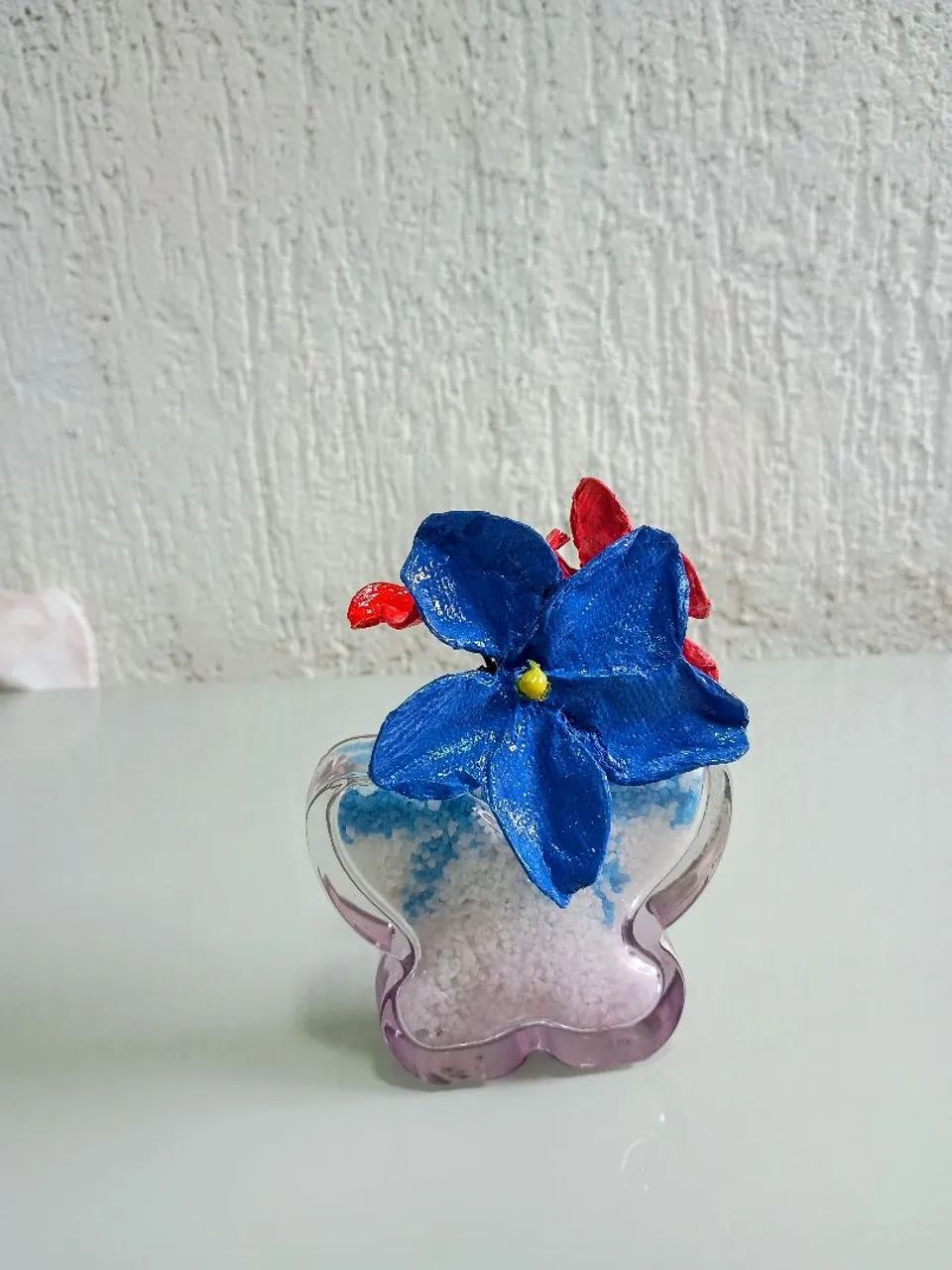 Vasos e flores pequenos. - Foto 2