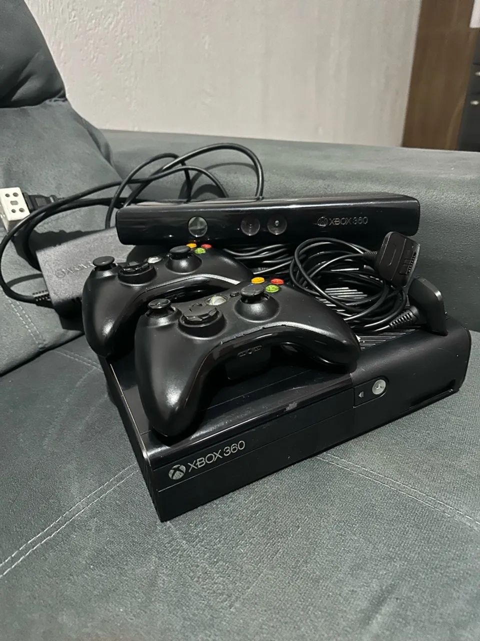 XBOX 360 com 81 jogos!! - Foto 3