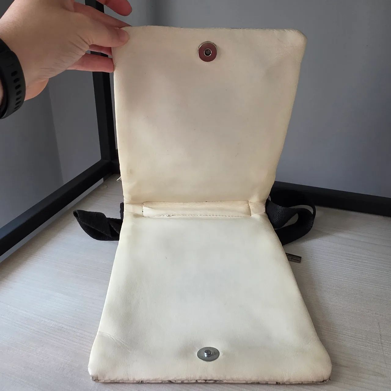 Bolsa Transversal + Porta-Óculos Paris  - Foto 4