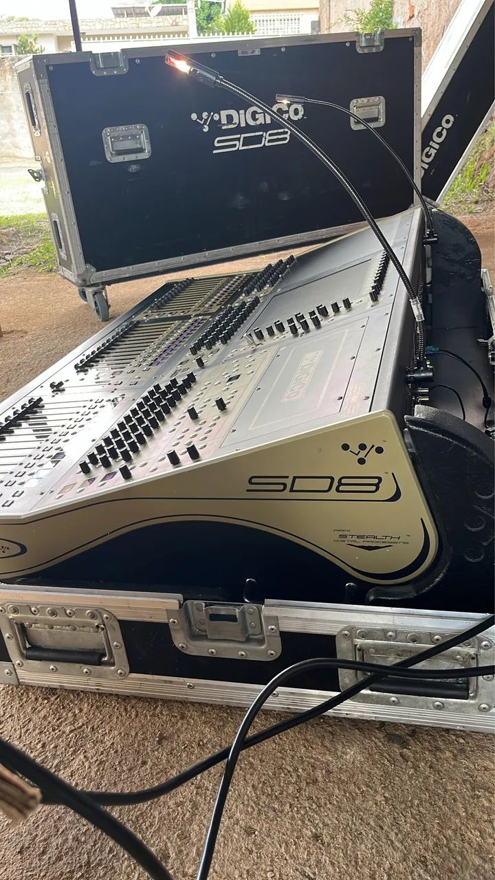 DIGICO SD8 MIXER MESA DIGITAL 2