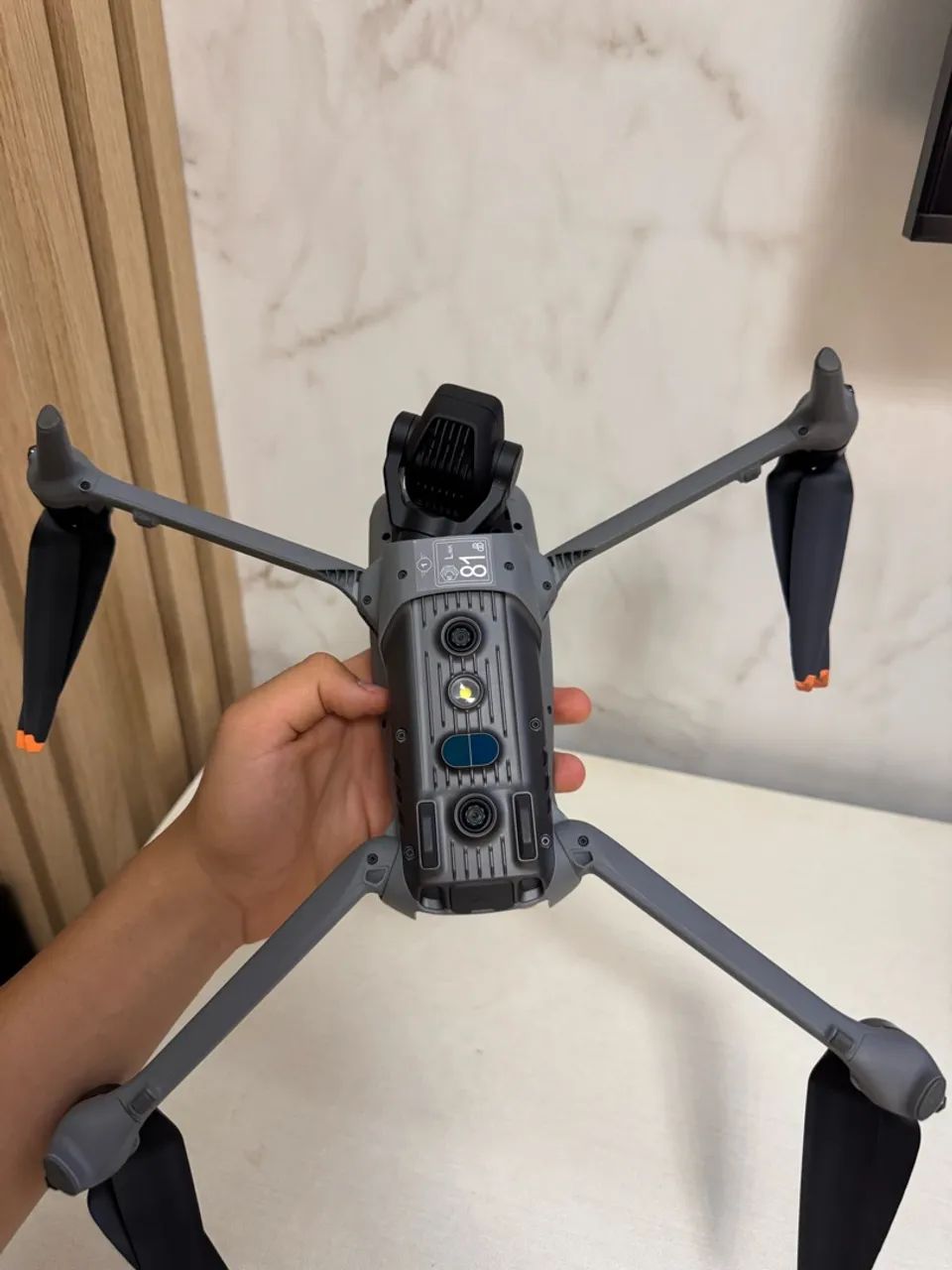 DRONE DJI AIR 3 FLY MORE COMBO (SEMINOVO) - Foto 4