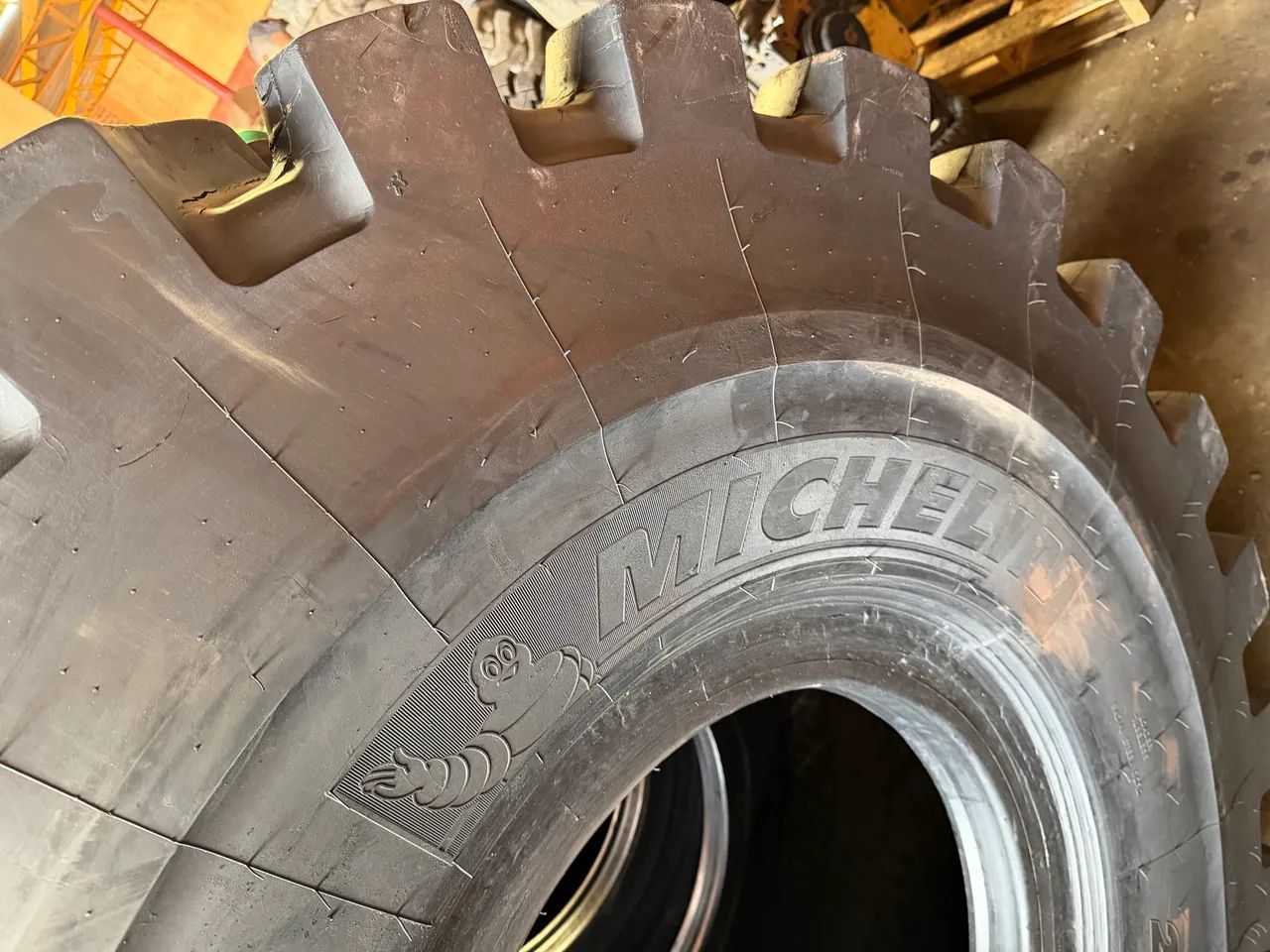 26.5R25 Michelin - Foto 3