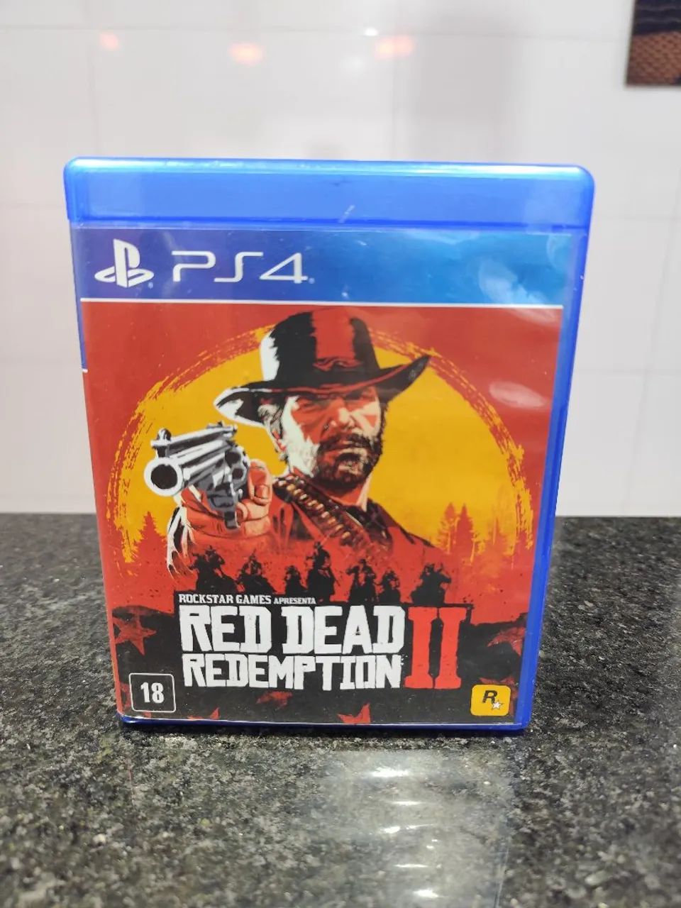 Red dead 2 com mapa 2 cds  original Playstation 4