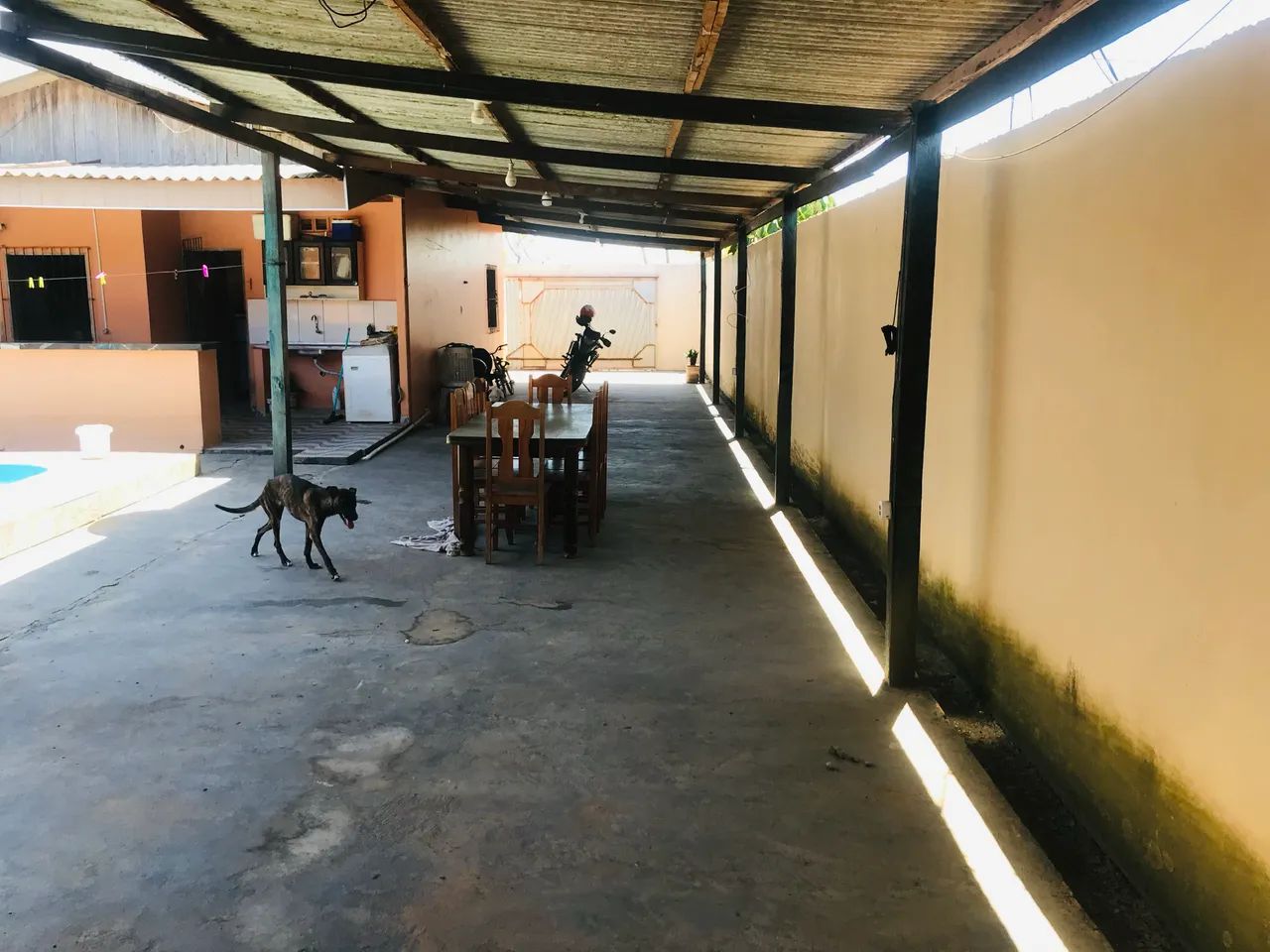 Vendo excelente casa com ampla área de laser - Foto 4