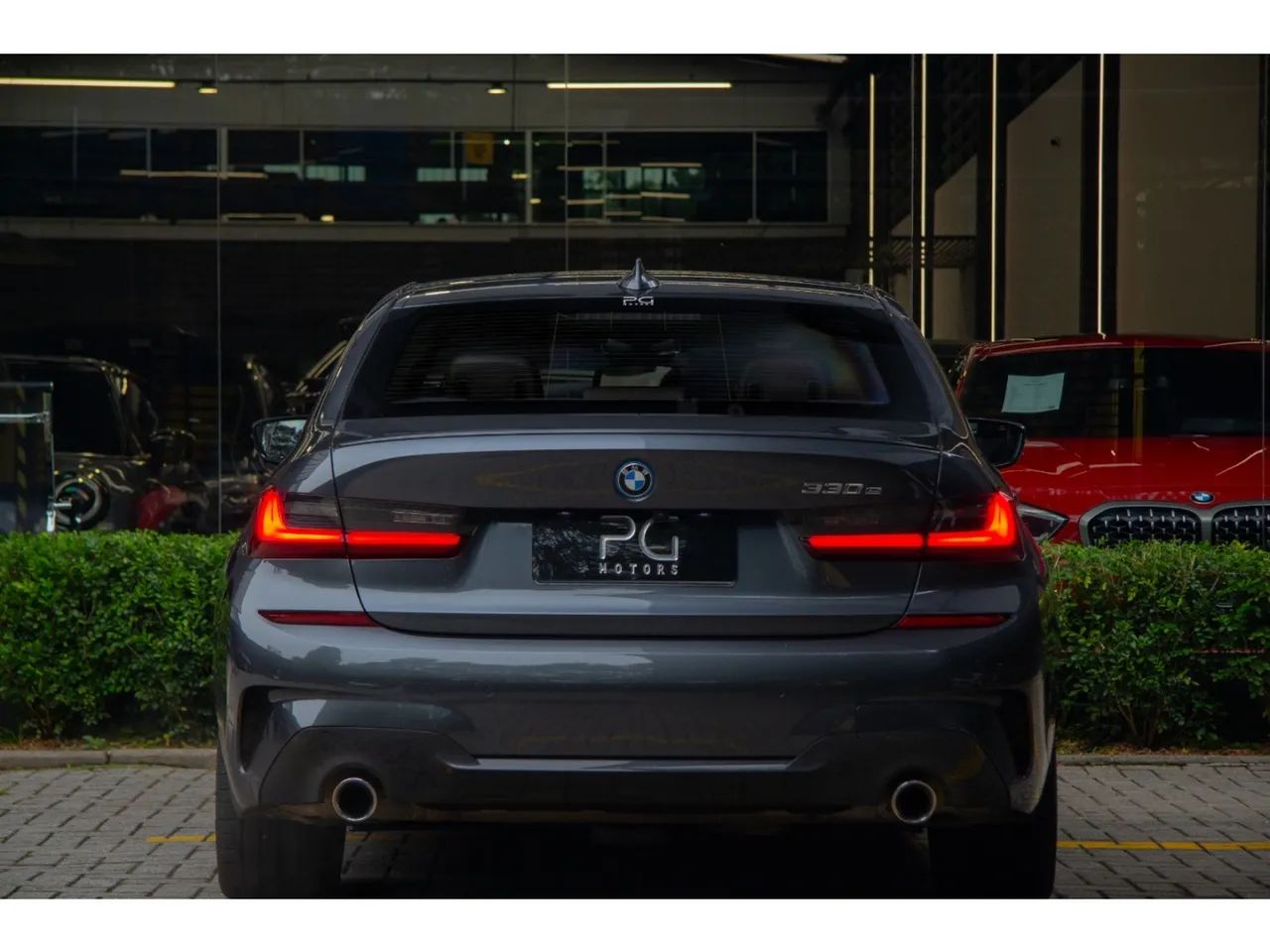 BMW Série 3 330E M Sport 2.0 Turbo Híbrido AU, foto 6 de 15
