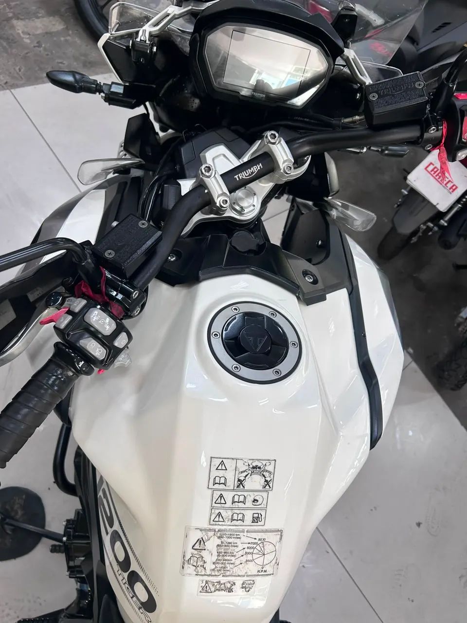 TRIUMPH TIGER 1200 XCX - Foto 3